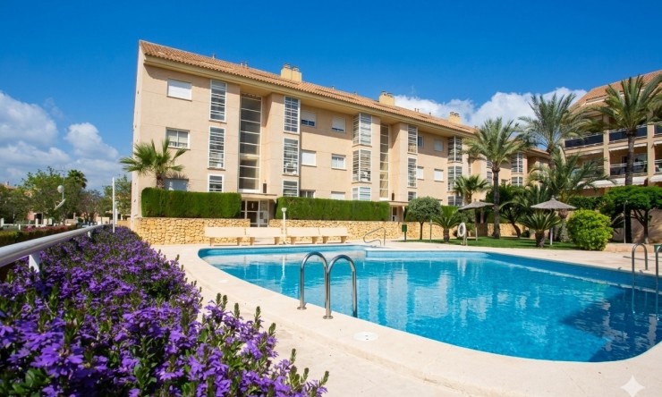 Resale - Apartment -
Jávea / Xàbia - Puerto