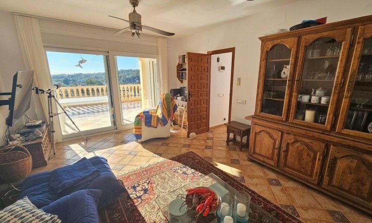 Resale - Villa -
Moraira - Pinar del Advocat - Cometa