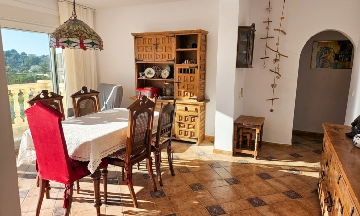 Resale - Villa -
Moraira - Pinar del Advocat - Cometa