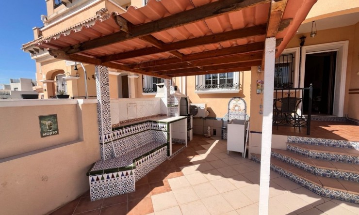 Resale - Villa -
Villamartin