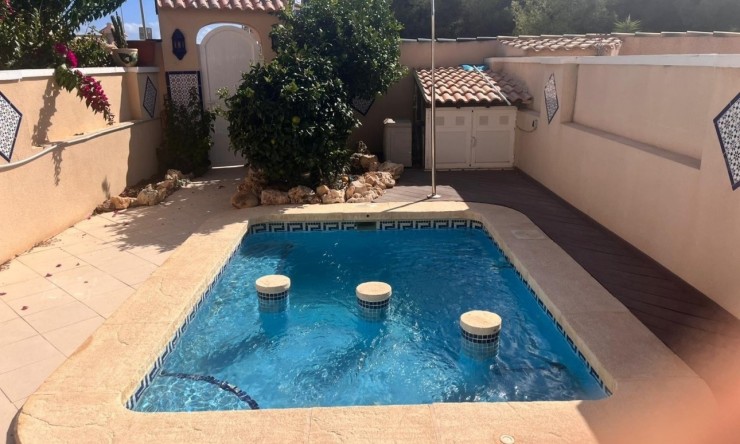 Resale - Villa -
Villamartin