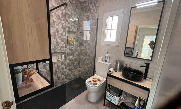 Resale - Villa -
Villamartin