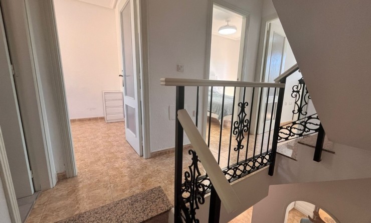 Resale - Villa -
Villamartin