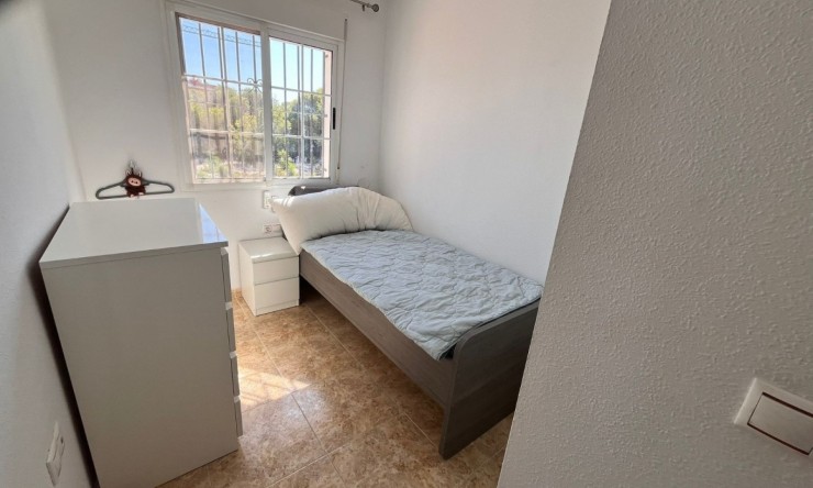 Resale - Villa -
Villamartin