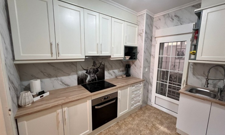 Resale - Villa -
Villamartin