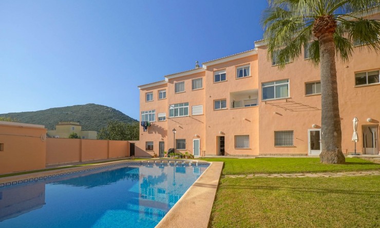 Resale - Town house -
La Xara