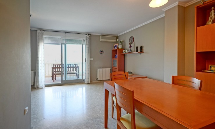Resale - Town house -
La Xara