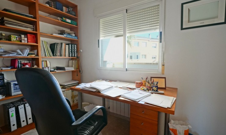 Resale - Town house -
La Xara