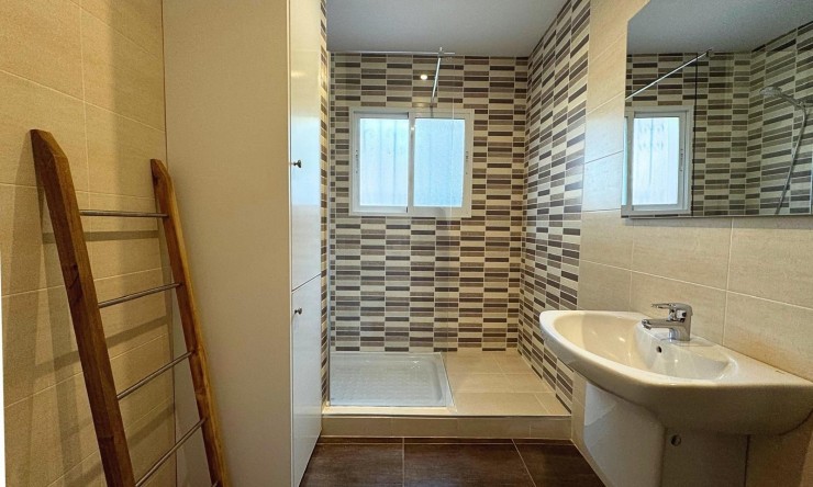 Resale - Apartment -
Albir