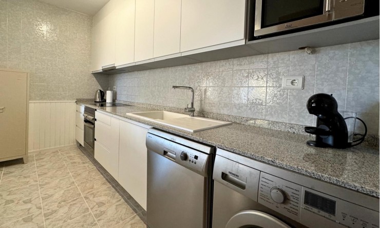 Resale - Apartment -
Albir