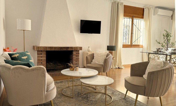 Resale - Apartment -
Albir