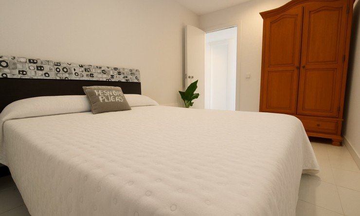 Resale - Villa -
Denia - El Montgó