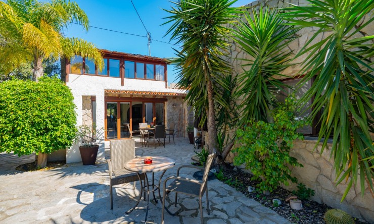 Reventa - Villa -
Jávea - Senioles