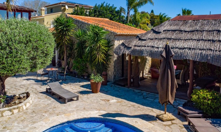 Reventa - Villa -
Jávea - Senioles