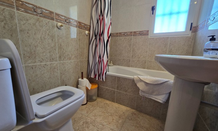 Resale - Villa -
Altea - Altea La Vella