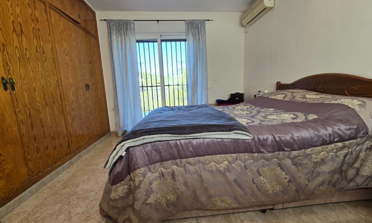 Resale - Villa -
Altea - Altea La Vella