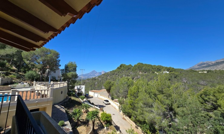 Resale - Villa -
Altea - Altea La Vella