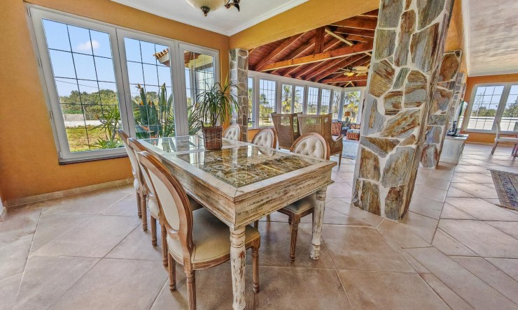 Reventa - Villa -
Pedreguer