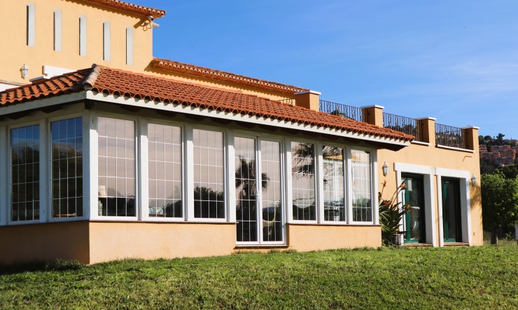 Reventa - Villa -
Pedreguer