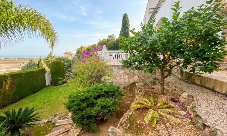 Rynek Wtórny - Willa -
Pego