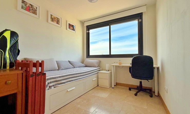 Revente - Appartement -
Campoamor