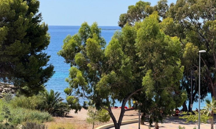 Resale - Apartment -
Villajoyosa