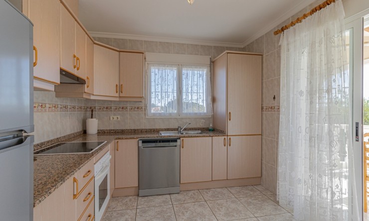 Resale - Villa -
Calpe - Carrio