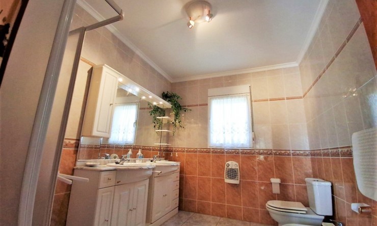 Resale - Villa -
Calpe - Carrio