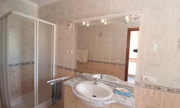 Resale - Villa -
Calpe - Carrio