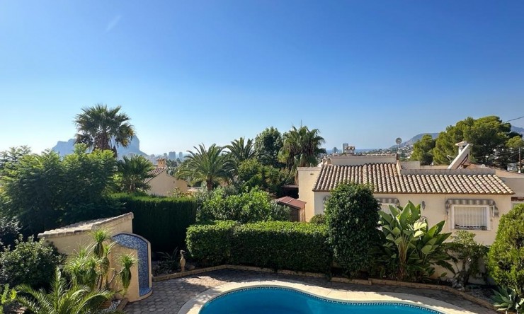 Resale - Villa -
Calpe - Carrio