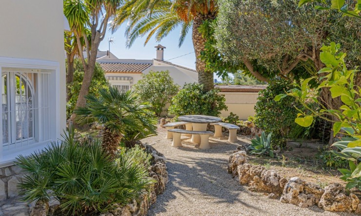Resale - Villa -
Calpe - Carrio