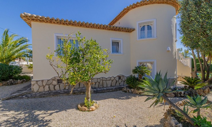 Resale - Villa -
Calpe - Carrio
