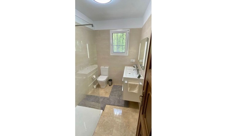 Resale - Villa -
Benissa - La Fustera