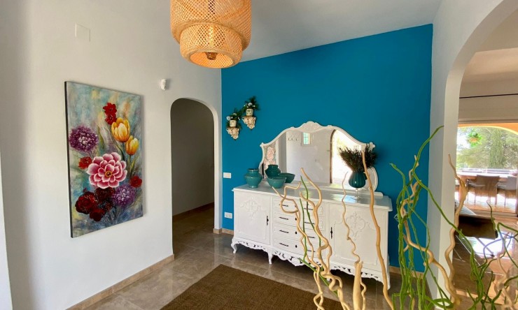 Resale - Villa -
Benissa - La Fustera