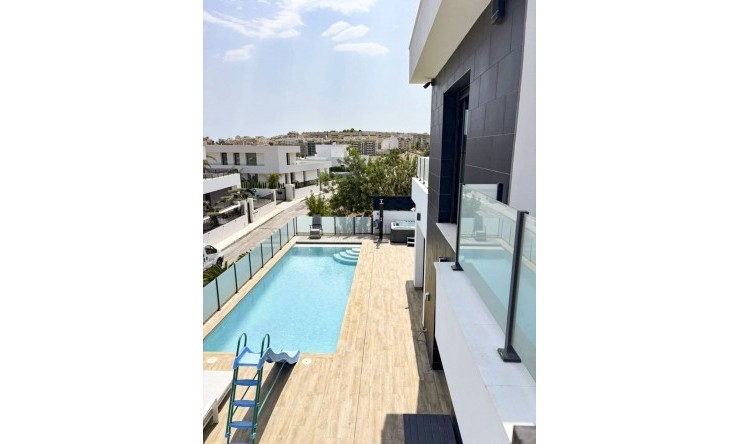 Resale - Villa -
Calpe - Benicolada