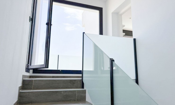 Resale - Villa -
Calpe - Benicolada