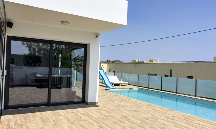 Resale - Villa -
Calpe - Benicolada