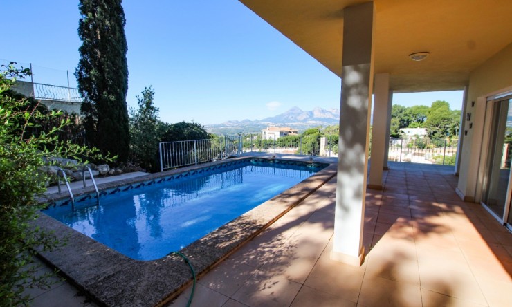 Resale - Villa -
Altea - Altea La Vella