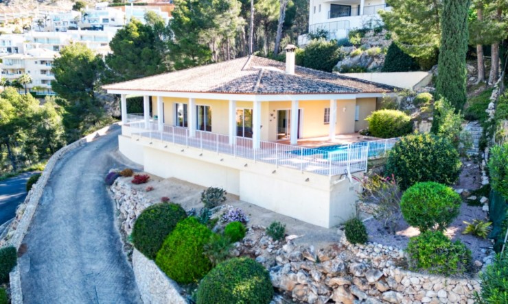 Resale - Villa -
Altea - Altea La Vella