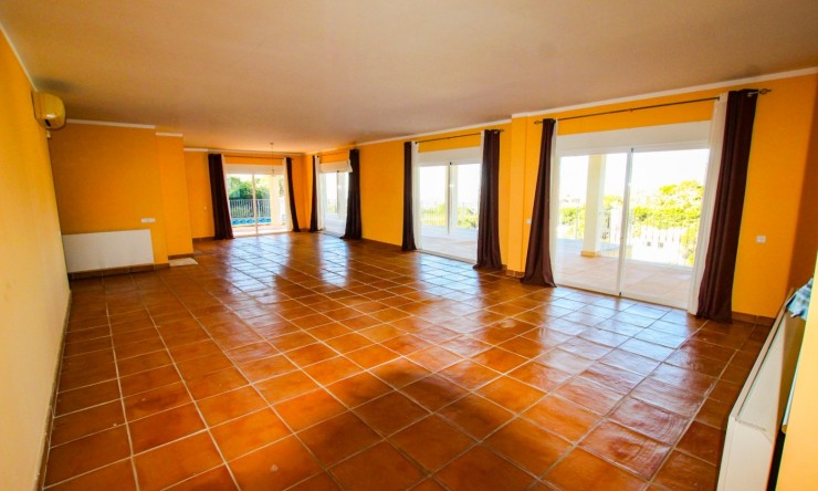 Resale - Villa -
Altea - Altea La Vella