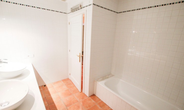 Resale - Villa -
Altea - Altea La Vella