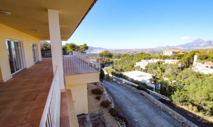 Resale - Villa -
Altea - Altea La Vella