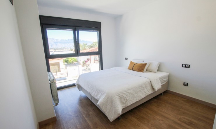 Resale - semi_detached_house -
Alfaz del Pi - Albir