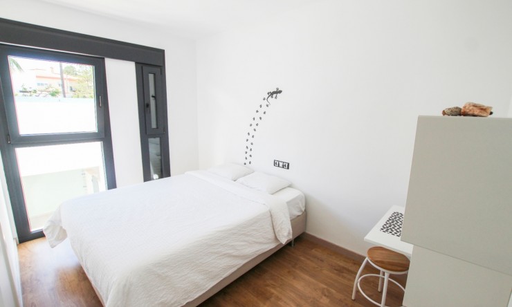 Resale - semi_detached_house -
Alfaz del Pi - Albir