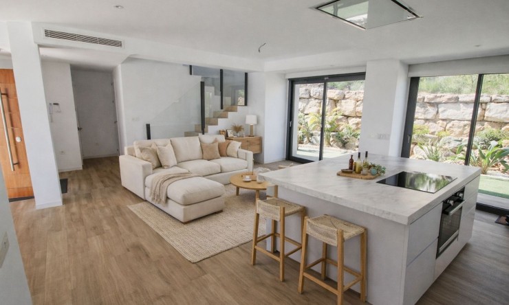 Resale - Villa -
Polop