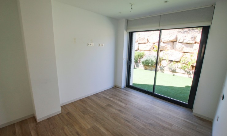 Resale - Villa -
Polop