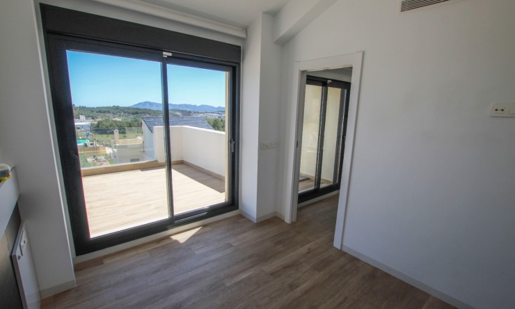 Resale - Villa -
Polop