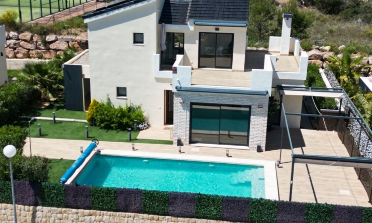 Resale - Villa -
Polop