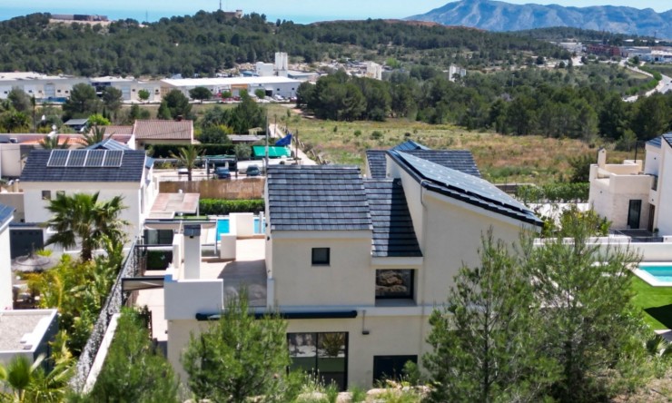 Resale - Villa -
Polop