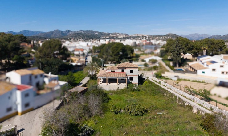 Resale - Villa -
Gata de Gorgos